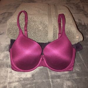32DD VS BRA
